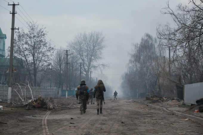 vojnici-ukraina-depositphotos_563060642_xl