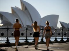 (Видео) Топлотен бран ја погоди Австралија, властите предупредуваат на „катастрофален“ ризик од пожари