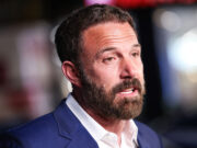 Лина Еско: Со Бен Афлек само кикотевме додека ги снимавме интимните сцени