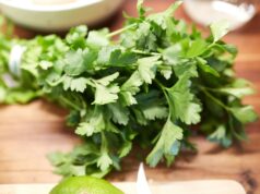 Спас за бубрезите: Чај што ги чисти песокот и камењата побрзо од лековите