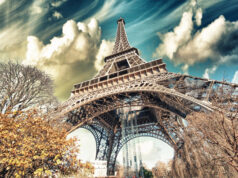 Градоначалничката на Париз ги откри имињата на научниците кои ќе бидат врежани на Ајфеловата кула