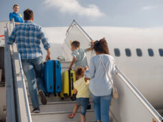 (Видео) Ryanair им порачува на луѓето: „2026 е, ајде да престанеме да патуваме со фармерки“