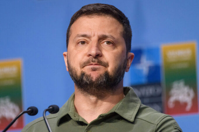 depositphotos_665688178_xl-4