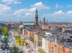 Данска: ЕУ треба да ги разгледа сите опции поради царинските закани на Трамп