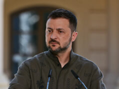 „Уби повеќе од милион луѓе“: Азаров објасни како Зеленски ќе влезе во историјата