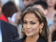 Доста ѝ е од неуспешни врски и бракови: Џеј Ло има нови правила