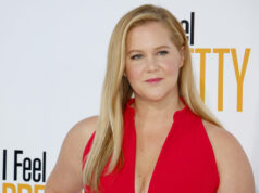 Ејми Шумер ослабе 22 килограми и со фотографијата испрати порака за грижа и љубов кон себе