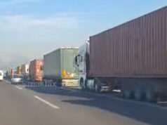 Превозниците вечерва ја прекинуваат блокадата на границите