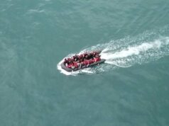 Најдено тело на четиригодишно дете кое паднало oд брод со мигранти