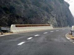 Сообраќајот на државните патишта се одвива непречено, по претежно суви коловози, соопшти АМСМ