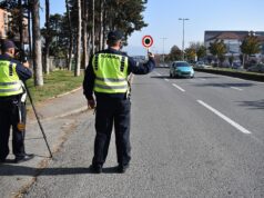 Возел со 188 килoметри на час на место каде е дозволено 100: уапсен маж од Охридско