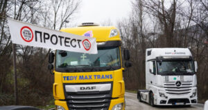 Софија предупредува: Блокадата на границите со Србија и Македонија носи критични економски загуби