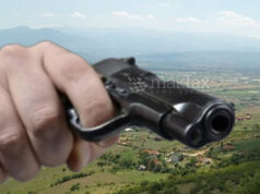 Пукале со пиштоли од колона автомобили на свадба