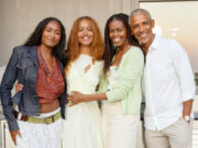 Мишел Обама го откри прашањето што никогаш не им го поставува на своите ќерки