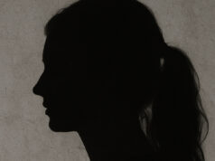 Скопјанец ја истепал поранешната партнерка и насилно ја исфлил од автомобилот