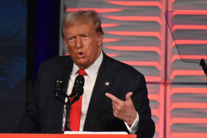 tramp-depositphotos_685430226_xl-2