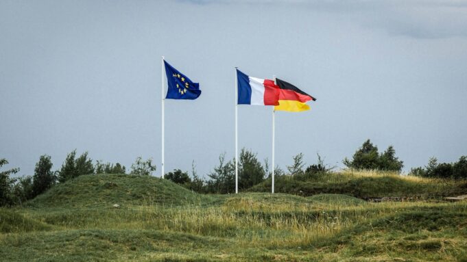 francija-germanija-eu-znaminja-pexels-york-peuckert-2147538587-29713837