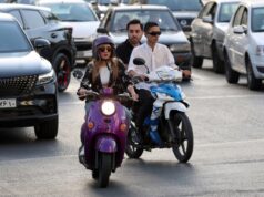 Иран им дозволи на жените да возат мотоцикли