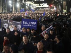 По протестот на опозицијата во Тирана, 17 лица се уапсени, а 35 под истрага