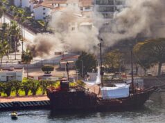 Повеќе од илјада луѓе заробени во зоолошка градина во Мексико, меѓу нив има и деца