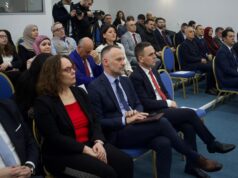 Фетаи: Албанскиот јазик истраен пред секој предизвик