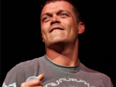 Почина Бред Арнолд – пејачот на американскиот бенд 3 Doors Down