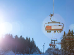 (Видео) Јахорина: Детето кое падна од жичарата претрпе сериозни повреди