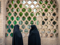 Во Иран, жените добија дозвола да возат мотоцикли и скутери
