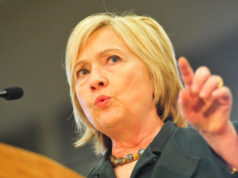 Хилари Клинтон: Не се сеќавам дека некогаш сум се сретнала со Епстин