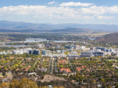 Кинези во Австралија обвинети за шпионажа