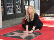 Борбата на Кристина Аплгејт со мултиплекс склероза: „Често сум прикована за кревет“