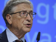 Бил Гејтс го откажа говорот на самитот за вештачка интелигенција во Индија поради нови прашања за врските со Џефри Епстин