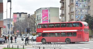 60-годишна жена натепана на автобуска постојка