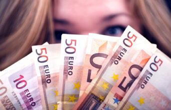 Парите ќе им се множат до Велигден: четири хороскопски знаци ги очекува финансиски пресврт