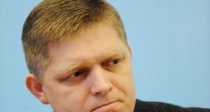 Фицо ѝ се закани на Украина: Ако не добиеме нафта до понеделник, ќе ви ја исклучиме струјата