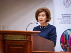 Сиљановска-Давкова: „Извозот на мозоци“ остава длабоки лузни, најдобрите си заминуваат поради недостиг на правдата при вработувањето и напредувањето