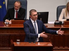 Мицкоски до Филипче: Со тоа што ги напаѓате пензионерите, само потврдувате дека сте мекото ткиво на политичката сцена