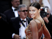 (Фото) Ирина Шајк во минијатурно бикини: Прекрасна, природна и неодолива