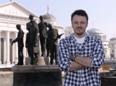 (Видео) Српски „Телеграф“ објави снимка од возилото со кое бил киднапиран Кајмакоски: „Напаѓачите се во бегство, пејачот пронајден“