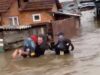 (Видео) Големи поплави во Кичево, ЦУК на терен