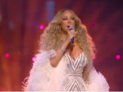 (Видео) Остри критики за настапот на Мараја Кери на отворањето на ЗОИ: Ја уништи церемонијата, очигледно пее на плејбек