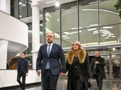 Чантата чини 944 денари, не 30.000 евра како што вели СДС: Сопругата на Ѓорѓиевски очекува јавно извинување