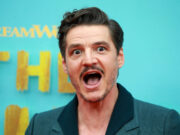 (Фото) Педро Паскал повеќе не го крие своето момче