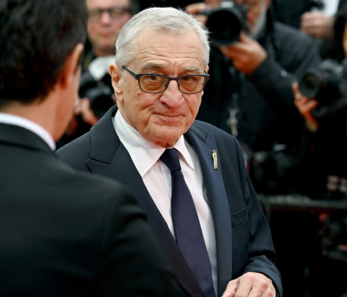 robert-denirodepositphotos_677961644_xl