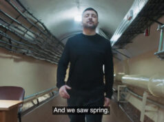 (Видео) Зеленски го покажа својот бункер од почетокот на војната и им испрати порака на Украинците