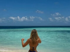 (Фото) „Викиншката девојка“ прави хаос во бикини: „Сакам да бидам на снег со тебе“