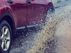 Променливо облачно време со повремени врнежи од дожд