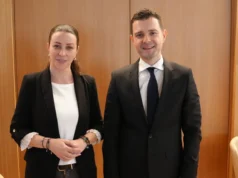 Муцунски со генералната директорка за земјоделство и рурален развој при Европската комисија и со пратеници во Европскиот парламент