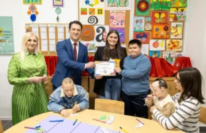 Првиот заменик-претседател на Владата Беким Сали го посети ООУ Ресурсниот центар „Иднина“ по повод Меѓународниот ден на лицата со Даунов синдром