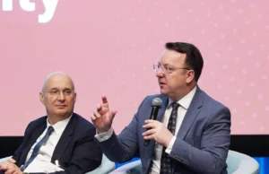 (Видео) Николоски: Инвестициите на коридорите во Македонија го комбинираат бизнисот и безбедноста, праќаме позитивни сигнали за инвеститорите